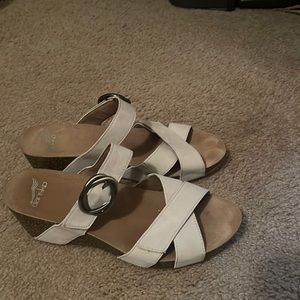 Size 40, Dansko “Susie”, Ivory color